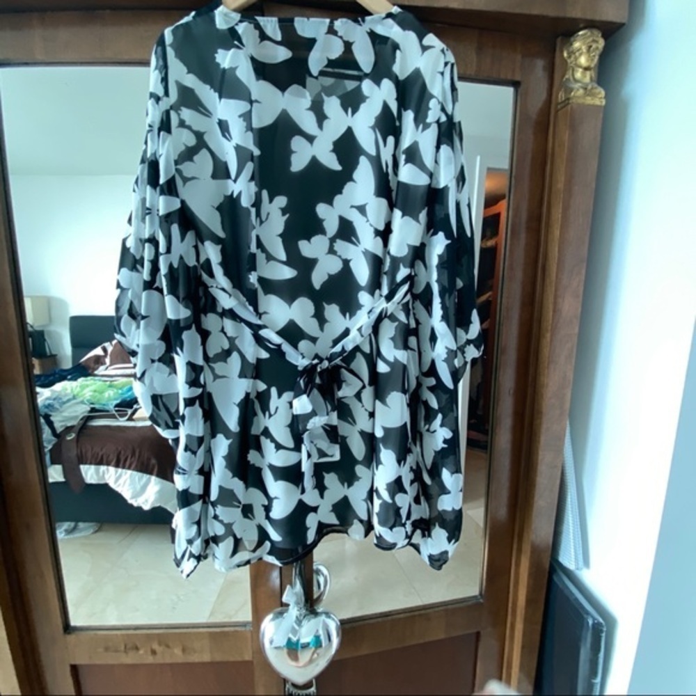 Cover up Beach bat sleeves Black knots L Yola beachwear - Picture 3 of 10